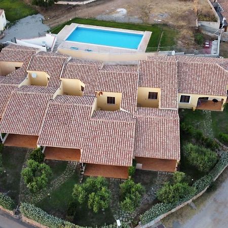 Residence Baia Sant Anna Con Piscina تانايونيلا المظهر الخارجي الصورة