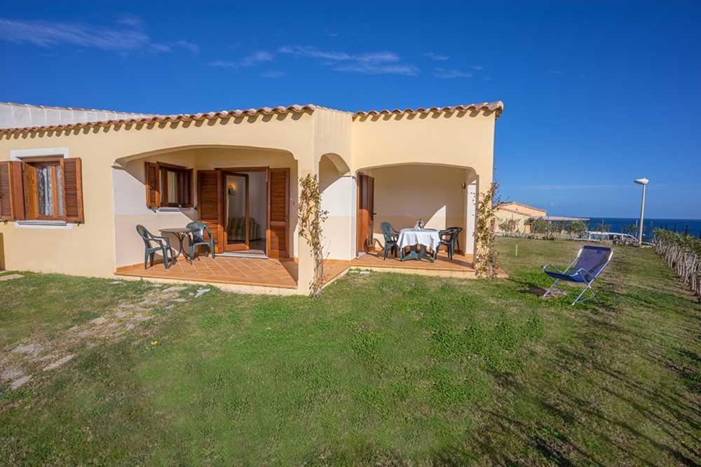 Residence Baia Sant Anna Con Piscina تانايونيلا المظهر الخارجي الصورة