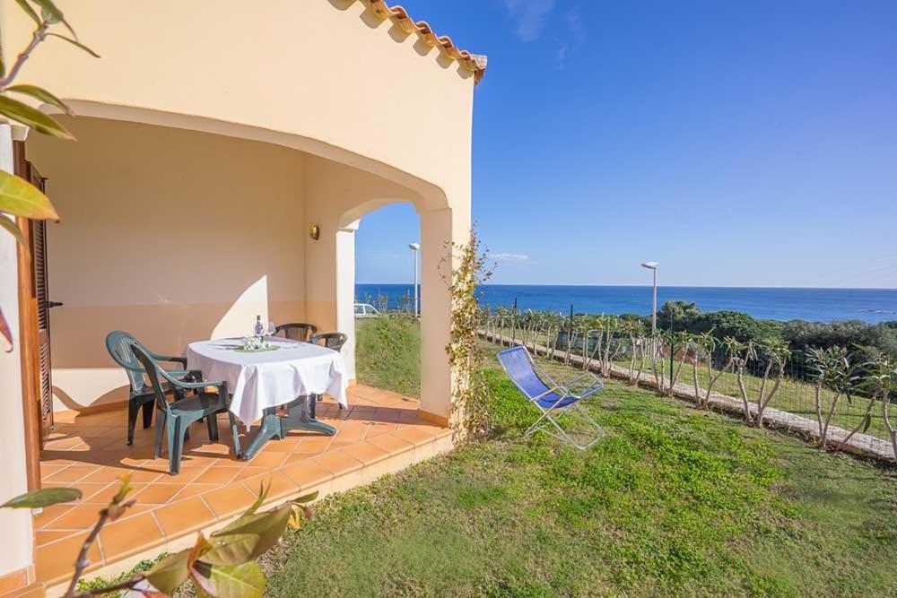 Residence Baia Sant Anna Con Piscina تانايونيلا المظهر الخارجي الصورة