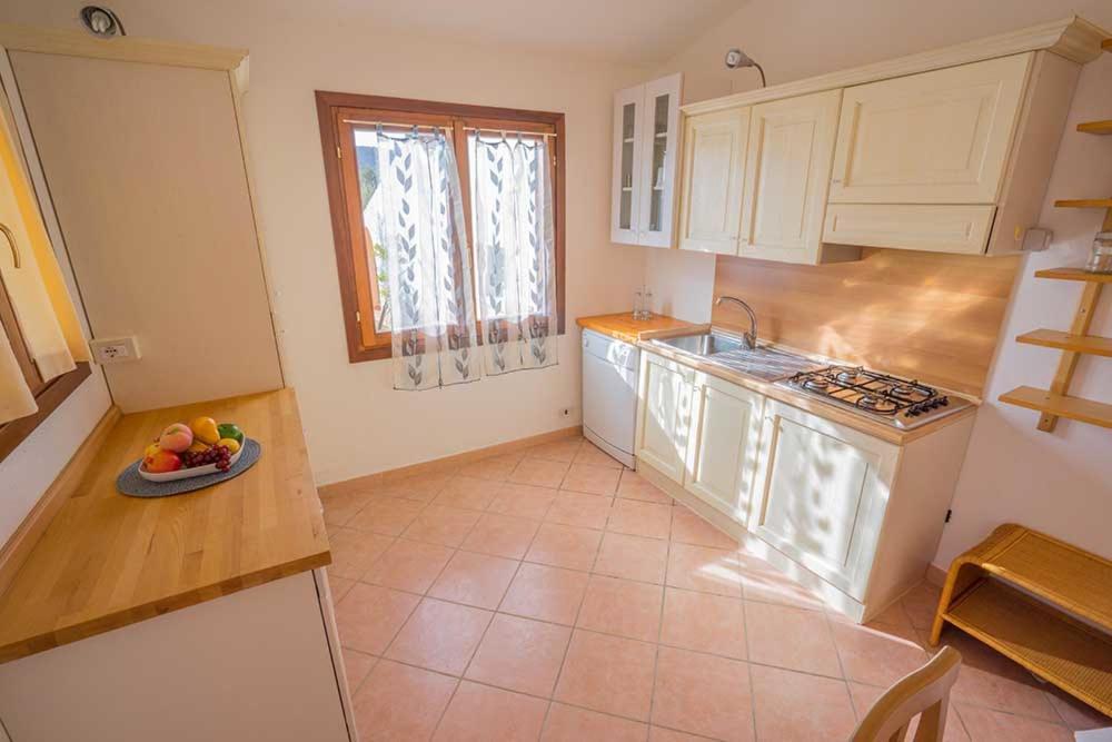 Residence Baia Sant Anna Con Piscina تانايونيلا المظهر الخارجي الصورة